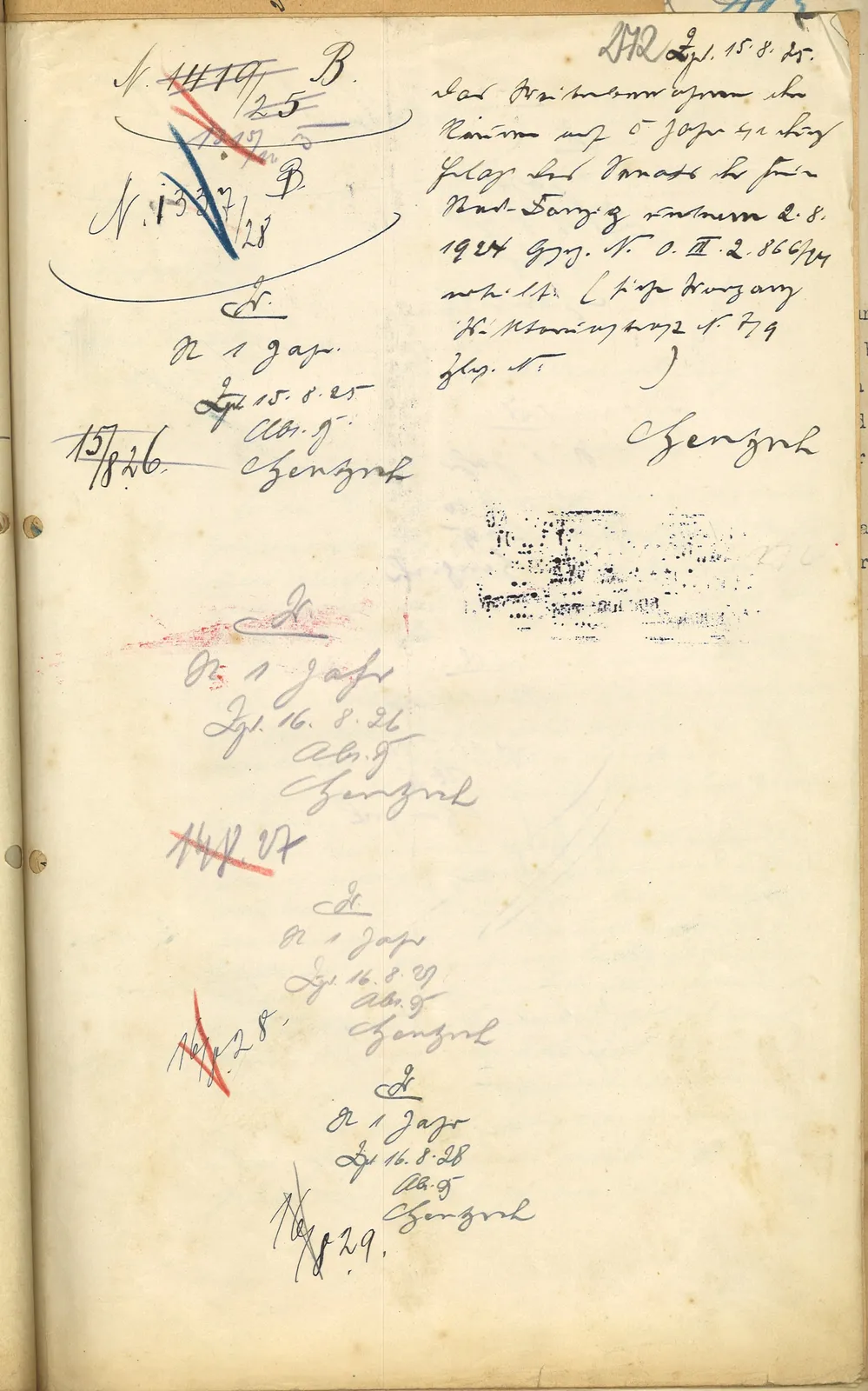 Skan: Wieloletnia dekretacja ws wpisu mieszkania do wykazu (1919-1932) — ujęcie 3 z 4