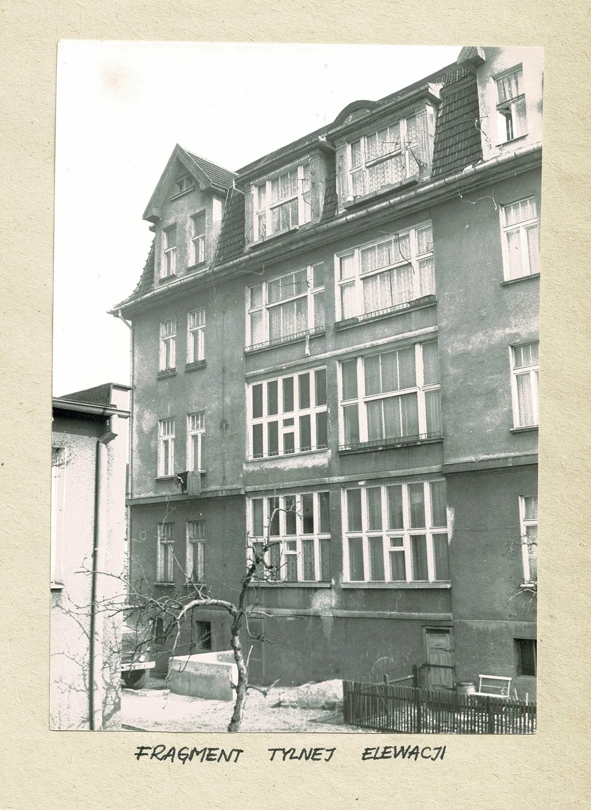 Elewacja tylna od strony torów, ok. 1988/89